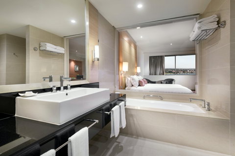 Pan Pacific Perth - Nambucca Heads Accommodation 2