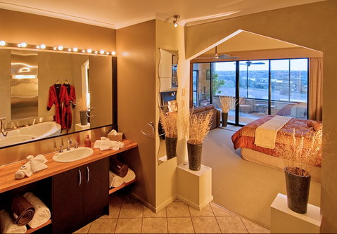 Riverview Rise Retreats - Nambucca Heads Accommodation 2