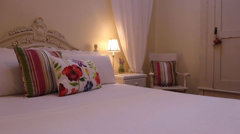 The Globe Inn - Nambucca Heads Accommodation 0