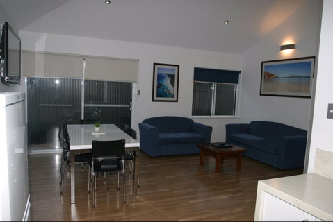 Clearwater Motel Apartments - Nambucca Heads Accommodation 1