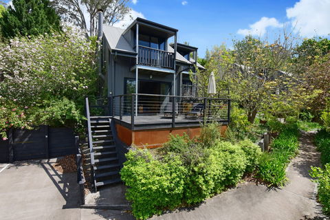Cloudsong Chalets - Nambucca Heads Accommodation 2