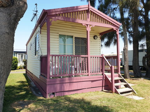 Jettys By The Lake - Nambucca Heads Accommodation 0