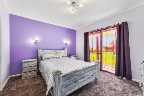 McKinnon's Holiday Home - Nambucca Heads Accommodation 2