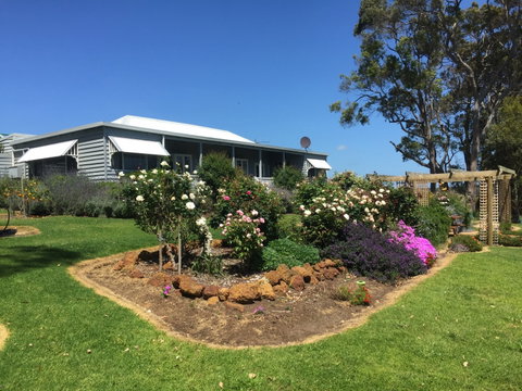 Great Southern Outback Tours & Accommodation - Nambucca Heads Accommodation 0