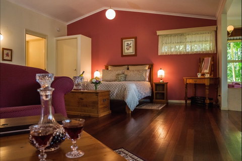 The Falls Montville - Nambucca Heads Accommodation 1