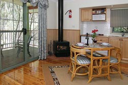 Eagle Hammer Cottages - Nambucca Heads Accommodation 5