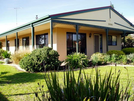 Bells By The Beach Holiday House - Nambucca Heads Accommodation 0