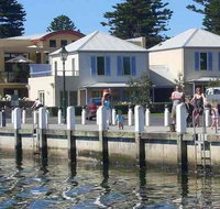 Dockside Waterfront Indulgence - Nambucca Heads Accommodation