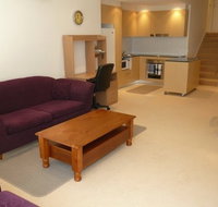 Canberra Wide Apartments - Metropolitan - Nambucca Heads Accommodation