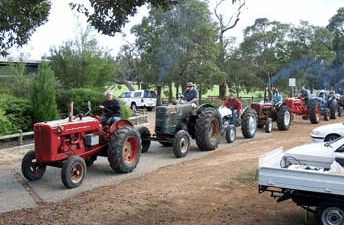 Hugh Manning Tractor  Machinery Museum - Nambucca Heads Accommodation