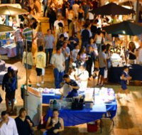 Surfers Paradise Beachfront Markets - Nambucca Heads Accommodation