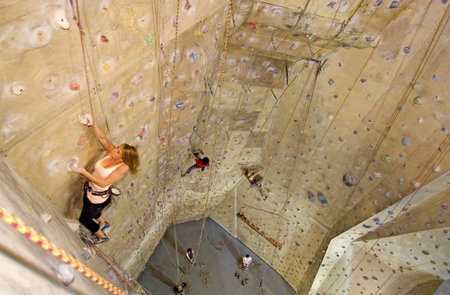 Cliffhanger Climbing Gym - Nambucca Heads Accommodation 3