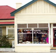 Old Maypole Collectables  Antiques - Nambucca Heads Accommodation
