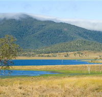 Lake Elphinstone - Nambucca Heads Accommodation