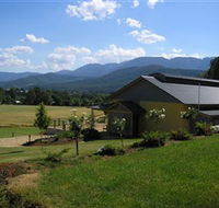 Ringer Reef Winery - Nambucca Heads Accommodation