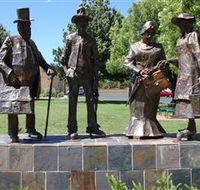 Dad Dave Mum and Mabel - Nambucca Heads Accommodation