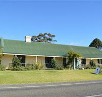 The Black Swan Gallery - Nambucca Heads Accommodation