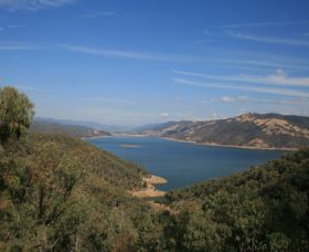 Burrinjuck Dam - Nambucca Heads Accommodation 0