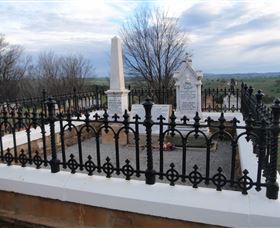 Hamilton Humes Grave - Nambucca Heads Accommodation 0