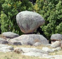Balancing Rock - Nambucca Heads Accommodation
