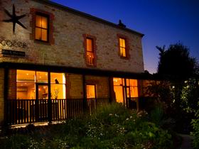 Cocos Hair And Day Spa - Nambucca Heads Accommodation 0