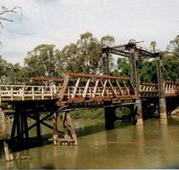Swan Hill - Murray River Road Bridge - Nambucca Heads Accommodation