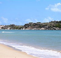 Dhamitjinya East Woody Island and Galaru East Woody Beach - Nambucca Heads Accommodation