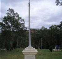 The Coronation Lamp Memorial - Nambucca Heads Accommodation