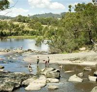 Polly McQuinns - Nambucca Heads Accommodation