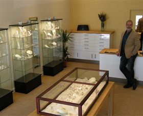 Ixtlan Melbourne Jewellery Store - Nambucca Heads Accommodation 1