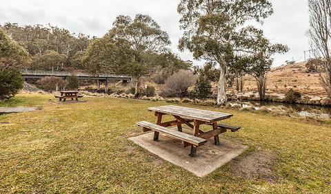 Thredbo River Picnic Area - Nambucca Heads Accommodation 2