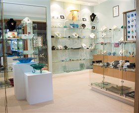The Glass Gallery - BS Glass Art - Nambucca Heads Accommodation 0