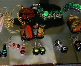 The Glass Gallery - BS Glass Art - Nambucca Heads Accommodation 4