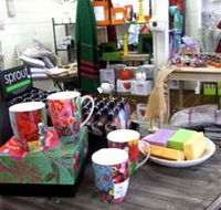 The Famous Tinonee Cafe and Gift Shop - Nambucca Heads Accommodation