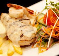 Manning River Hotel - Nambucca Heads Accommodation