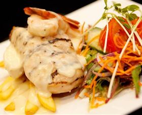 Manning River Hotel - Nambucca Heads Accommodation 0