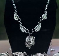 Australian Wildflower Jewellery Gallery - Nambucca Heads Accommodation