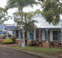 Laurieton Riverside Seafoods - Nambucca Heads Accommodation