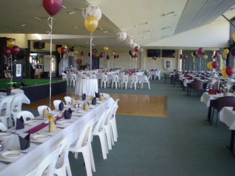 Taree-Wingham Race Club - Nambucca Heads Accommodation 3