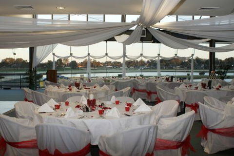 Taree-Wingham Race Club - Nambucca Heads Accommodation 4