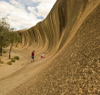 Historical York Town Wave Rock Hippo Yawn Light Snacks Included - Nambucca Heads Accommodation