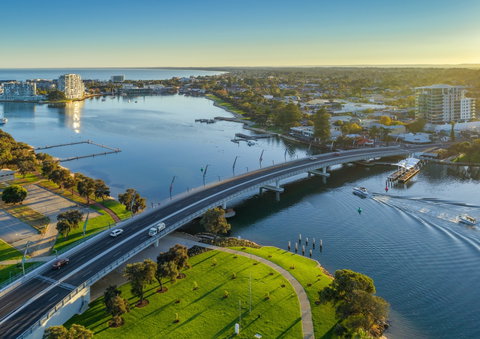 Mandurah - Nambucca Heads Accommodation 0