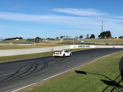 Performance Driving Australia -  Supercar Experience - Nambucca Heads Accommodation 2