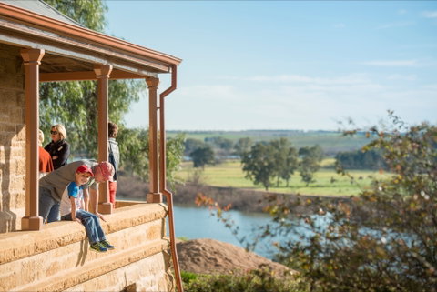 The Murray Bridge Discovery Trail - Nambucca Heads Accommodation 0