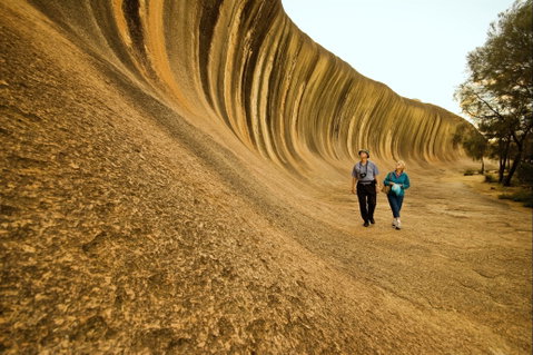 Wave Rock - Nambucca Heads Accommodation 0