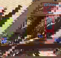 Ant's Redgum Gallery - Nambucca Heads Accommodation