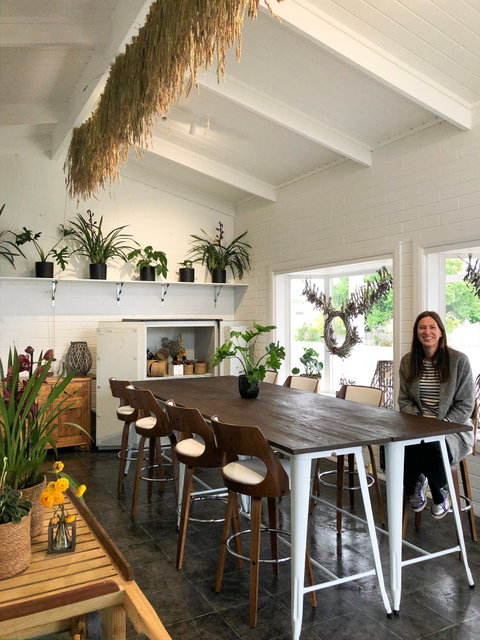 Robe Flower School - Nambucca Heads Accommodation 2