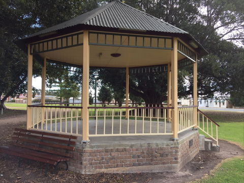 Queen Square, Moonta - Nambucca Heads Accommodation 2