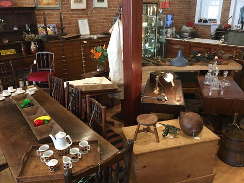 Braidwood Antiques - Nambucca Heads Accommodation 2