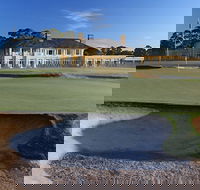 The Royal Melbourne Golf Club - Nambucca Heads Accommodation
